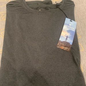 New Men’s lightweight active shirt. Black.